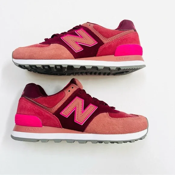 New Balance 574 - Picture 8 of 8